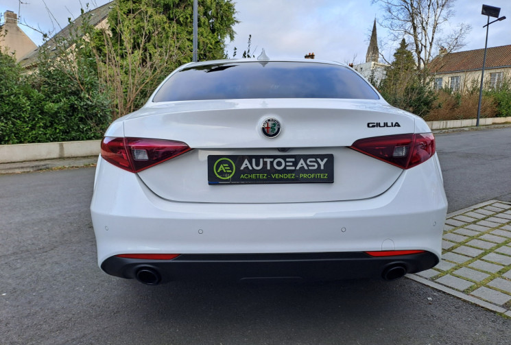 Alfa Romeo Giulia 2.2 JTD 190ch Sprint AT8 1ère main