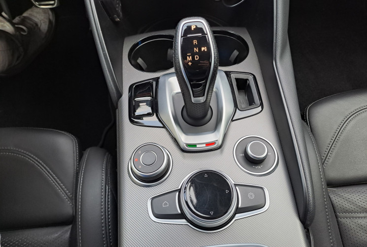 Alfa Romeo Giulia 2.2 JTD 190ch Sprint AT8 1ère main