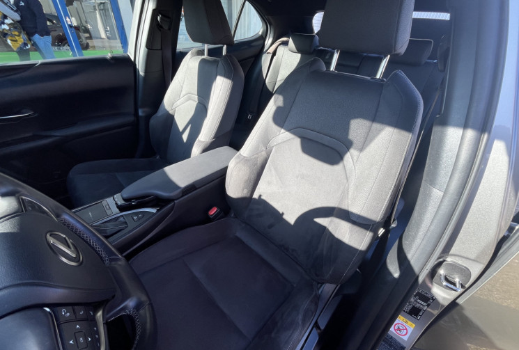 Lexus UX 250h 2WD Pack Business MY20