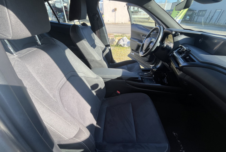 Lexus UX 250h 2WD Pack Business MY20