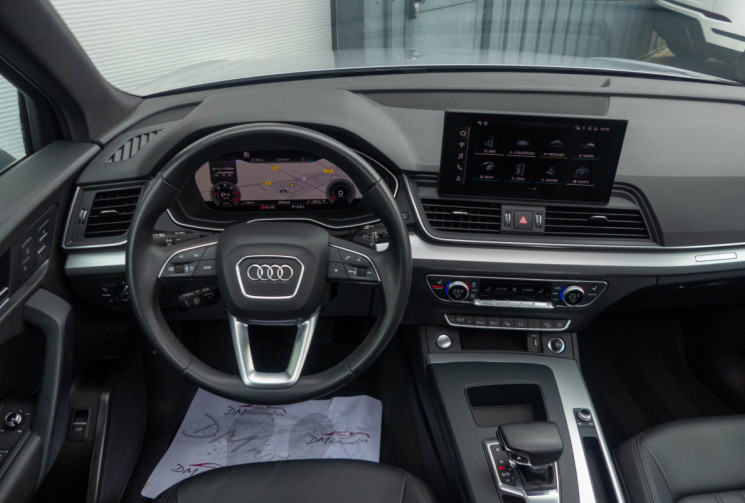 Audi Q5 Sportback 40 TDI Attelage Toit Ouvrant Cam 360 Cuir GARANTIE 2028