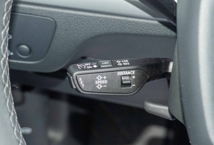 Audi Q5 Sportback 40 TDI Attelage Toit Ouvrant Cam 360 Cuir GARANTIE 2028