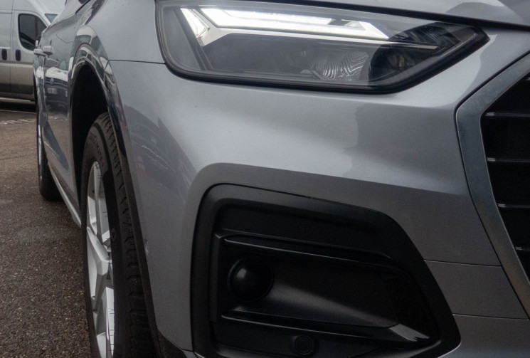 Audi Q5 Sportback 40 TDI Attelage Toit Ouvrant Cam 360 Cuir GARANTIE 2028