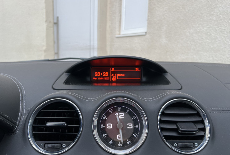 Peugeot RCZ 2.0 HDi 163 CH