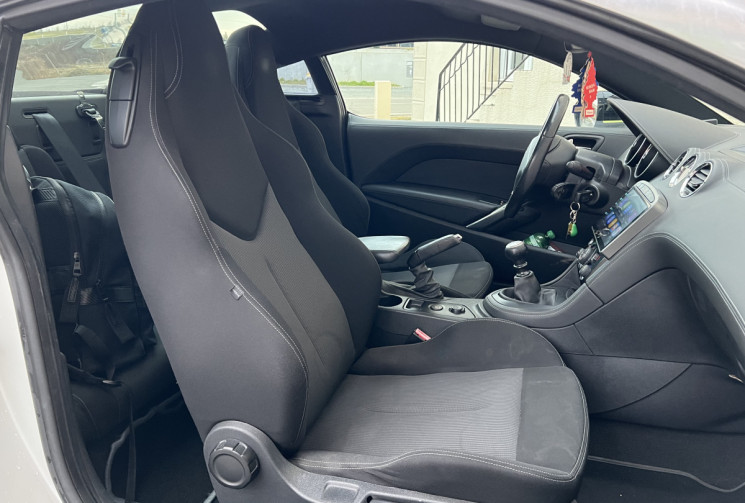 Peugeot RCZ 2.0 HDi 163 CH