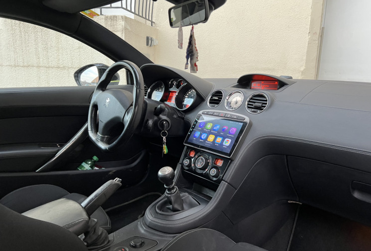 Peugeot RCZ 2.0 HDi 163 CH