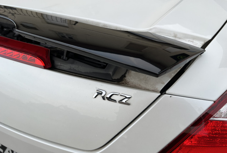 Peugeot RCZ 2.0 HDi 163 CH