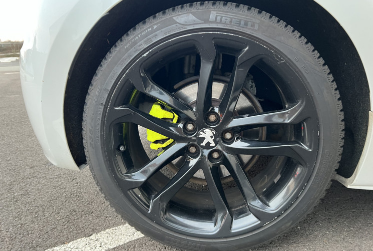Peugeot RCZ 2.0 HDi 163 CH