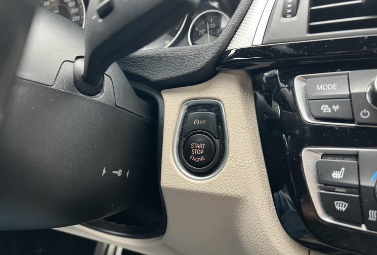 BMW Série 3 (F30) LCI 340i 326 xDrive M Sport / Harman Kardon / Sièges Chauffants / Caméra / ATH