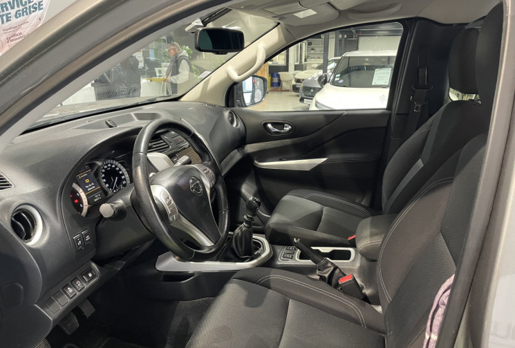 Nissan Navara 2.3 dCi 160 ch King-Cab Tekna 