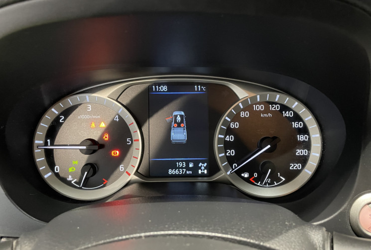 Nissan Navara 2.3 dCi 160 ch King-Cab Tekna 