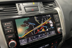 Nissan Navara 2.3 dCi 160 ch King-Cab Tekna 