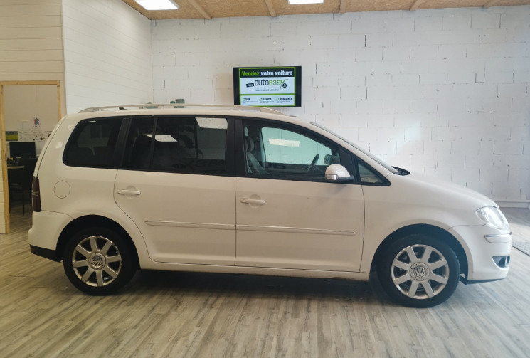 Volkswagen Touran 2.0 TDI 140ch Sportline DSG6 7 places