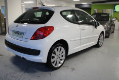 Peugeot 207 1.6 THP 156 toit panoramique 