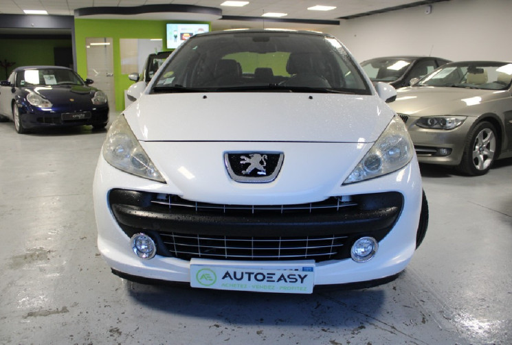 Peugeot 207 1.6 THP 156 toit panoramique 