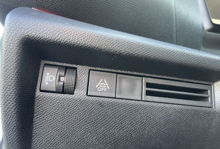 Citroën C4 110 cv 1.5 BlueHDI FEEL Pack Carplay * Caméra * Led * Entretien Ok