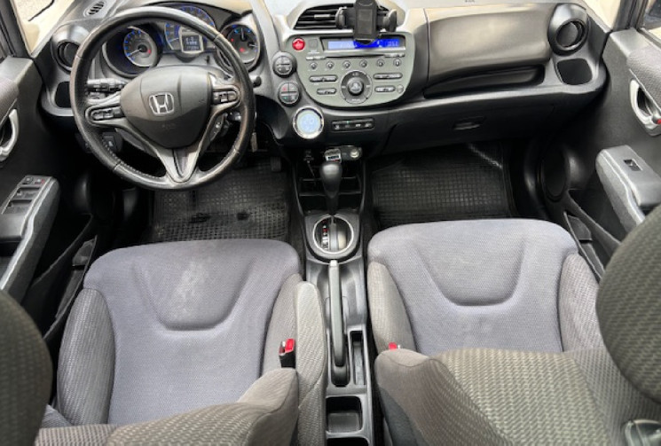 Honda Jazz III Hybrid 1.3 i-VTEC 88 cv Boîte auto origine France 2eme MAIN / TOIT PANO / CLIM 