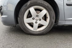 Peugeot 207 1.4 95ch URBAN MOVE