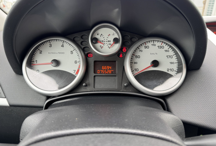 Peugeot 207 1.4 95ch URBAN MOVE