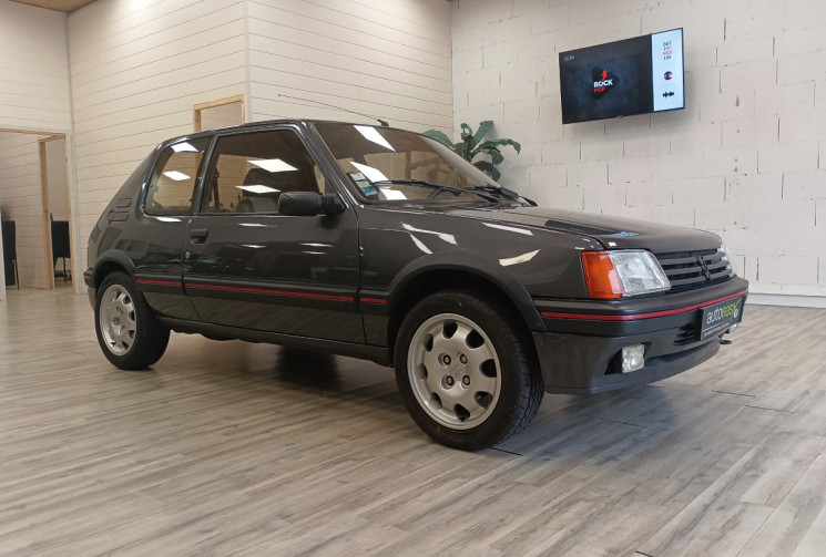 Peugeot 205 GTi Phase 2  1.9 i 130cv