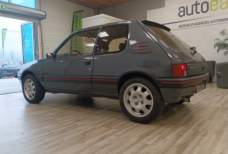 Peugeot 205 GTi Phase 2  1.9 i 130cv