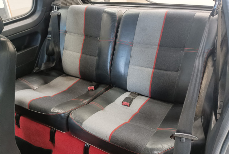 Peugeot 205 GTi Phase 2  1.9 i 130cv