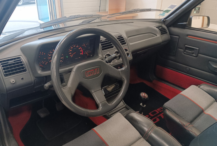 Peugeot 205 GTi Phase 2  1.9 i 130cv