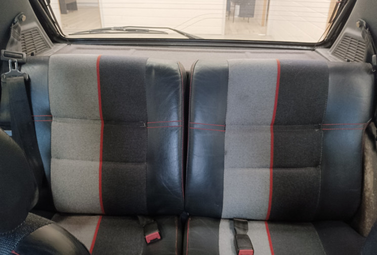 Peugeot 205 GTi Phase 2  1.9 i 130cv