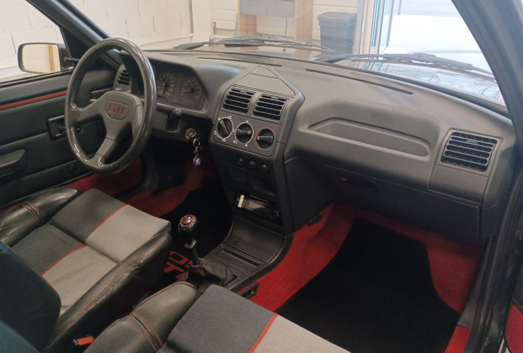 Peugeot 205 GTi Phase 2  1.9 i 130cv