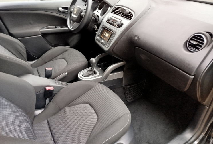 SEAT Altea Phase 2 /  1.6 TDi DSG 105 cv / Suivi SEAT / Crit'Air 2