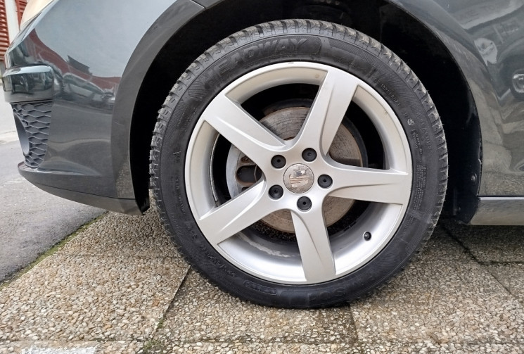 SEAT Altea Phase 2 /  1.6 TDi DSG 105 cv / Suivi SEAT / Crit'Air 2