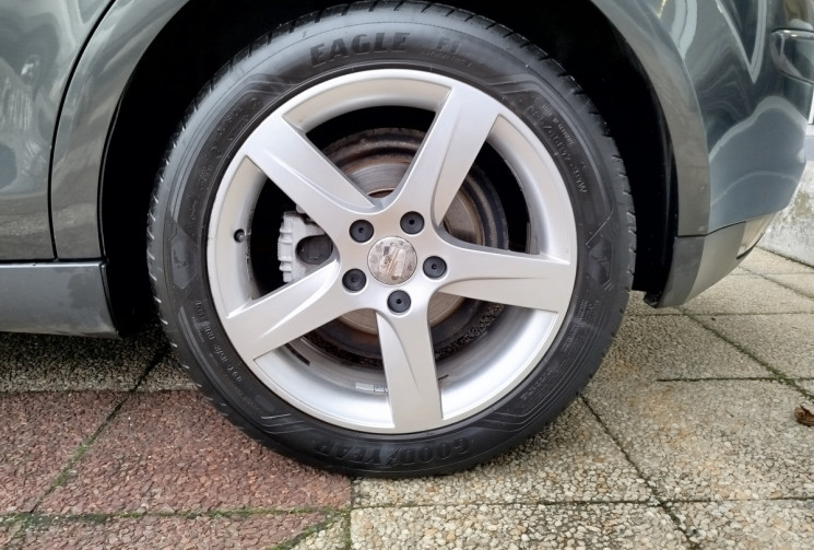 SEAT Altea Phase 2 /  1.6 TDi DSG 105 cv / Suivi SEAT / Crit'Air 2