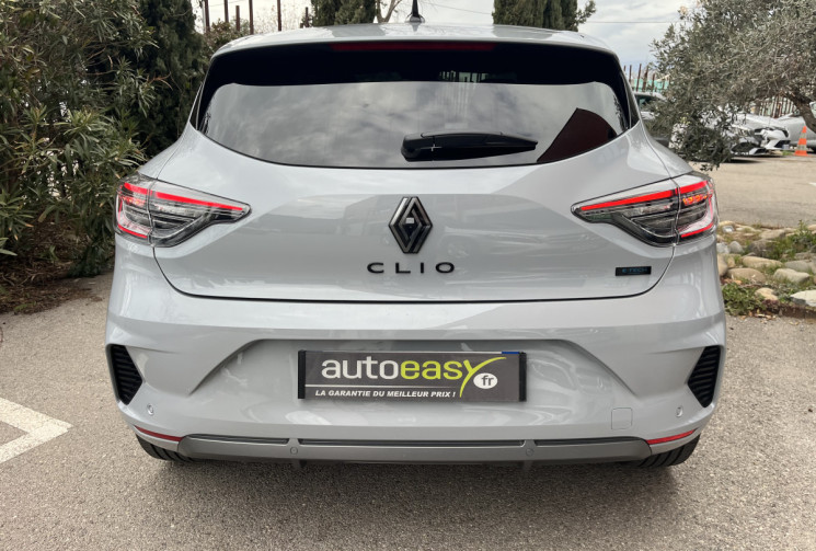 Renault CLIO V 1.6 E-Tech 145ch full hybrid esprit Alpine / Bose / Extension Garantie Mars 2027