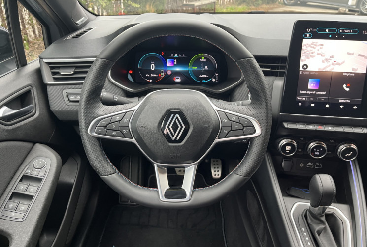 Renault CLIO V 1.6 E-Tech 145ch full hybrid esprit Alpine / Bose / Extension Garantie Mars 2027