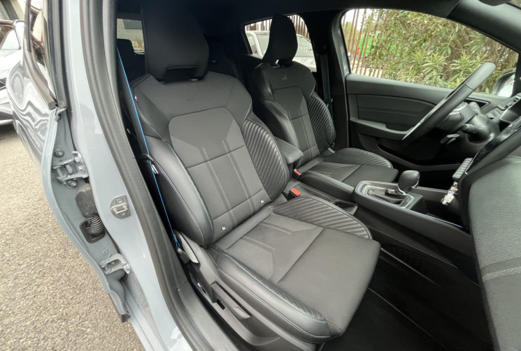 Renault CLIO V 1.6 E-Tech 145ch full hybrid esprit Alpine / Bose / Extension Garantie Mars 2027