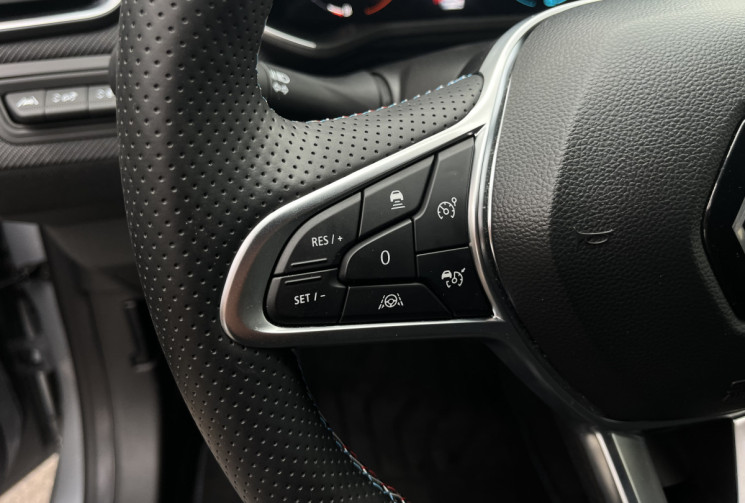 Renault CLIO V 1.6 E-Tech 145ch full hybrid esprit Alpine / Bose / Extension Garantie Mars 2027