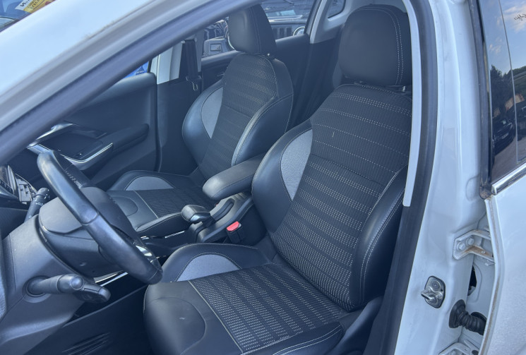 Peugeot 2008 1.2 PureTech 130 Ch S&S BVM6 Allure