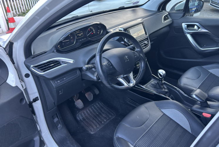 Peugeot 2008 1.2 PureTech 130 Ch S&S BVM6 Allure