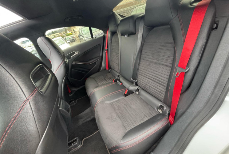 Mercedes CLA I 250 / 218 CH / Version Sport / Toit ouvrant