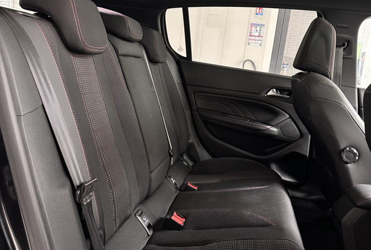 Peugeot 308 1.5 HDI 130 GT LINE BVA TOIT PANORAMIQUE