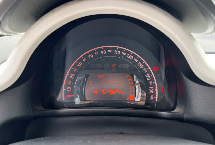 Renault TWINGO 0.9 Tce 90 Limited / Climatisation / Bluetooth / Entretien à Jour