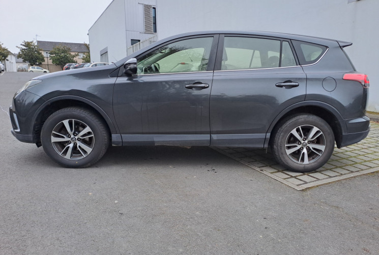 Toyota RAV4 143 D-4D Dynamic 2WD