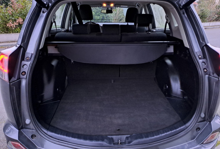 Toyota RAV4 143 D-4D Dynamic 2WD
