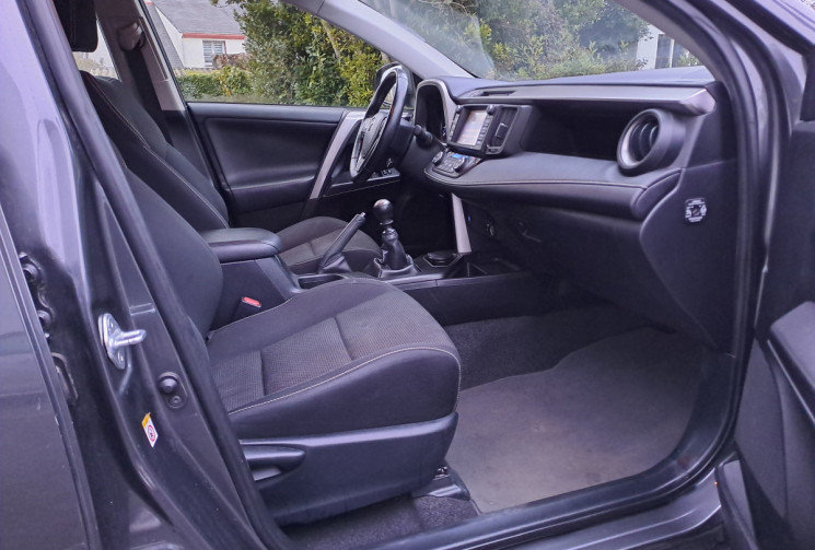 Toyota RAV4 143 D-4D Dynamic 2WD