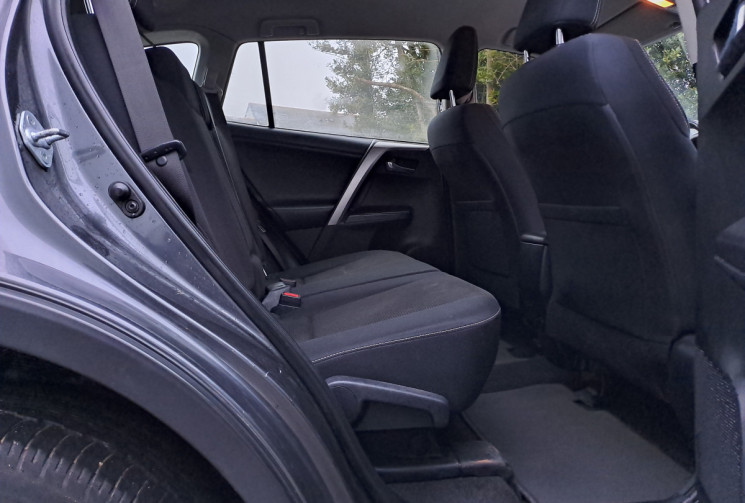 Toyota RAV4 143 D-4D Dynamic 2WD