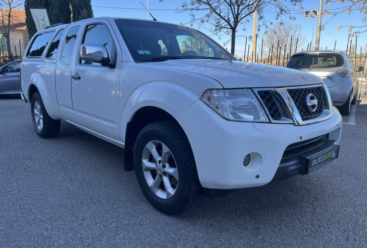 Nissan Navara D40 King Cab 190cv / nombreuses options 