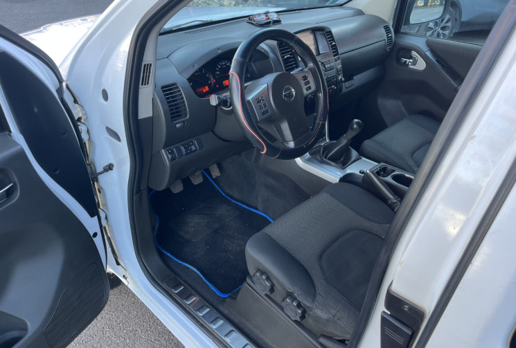 Nissan Navara D40 King Cab 190cv / nombreuses options 
