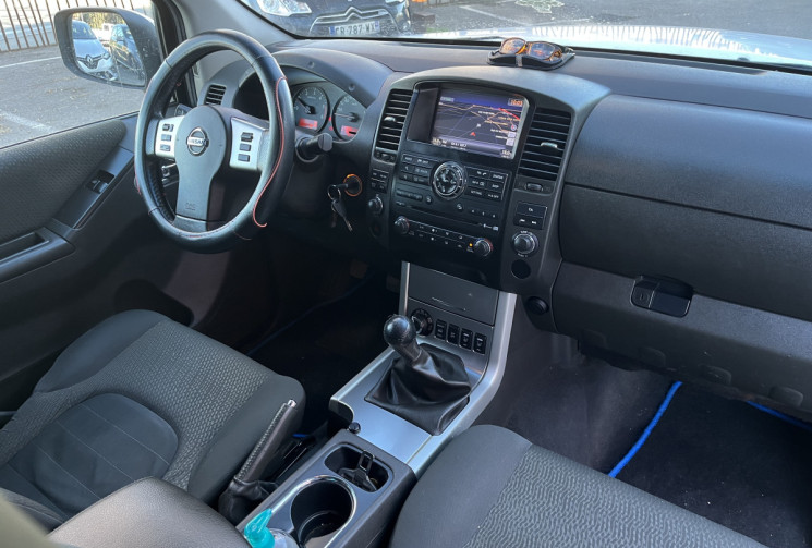 Nissan Navara D40 King Cab 190cv / nombreuses options 