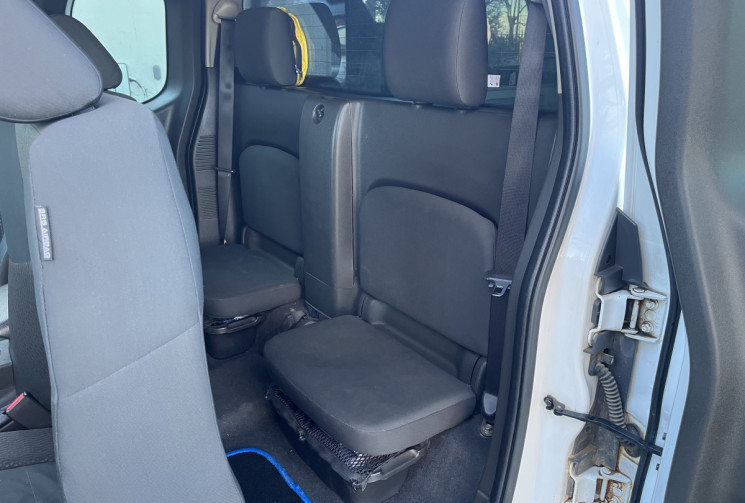 Nissan Navara D40 King Cab 190cv / nombreuses options 