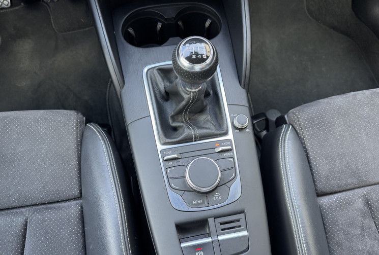 Audi A3 SPORTBACK S-line 1.4 TFSi 122 ch / Xenon / Sieges chauffants / Carnet d'entretien / Garantie